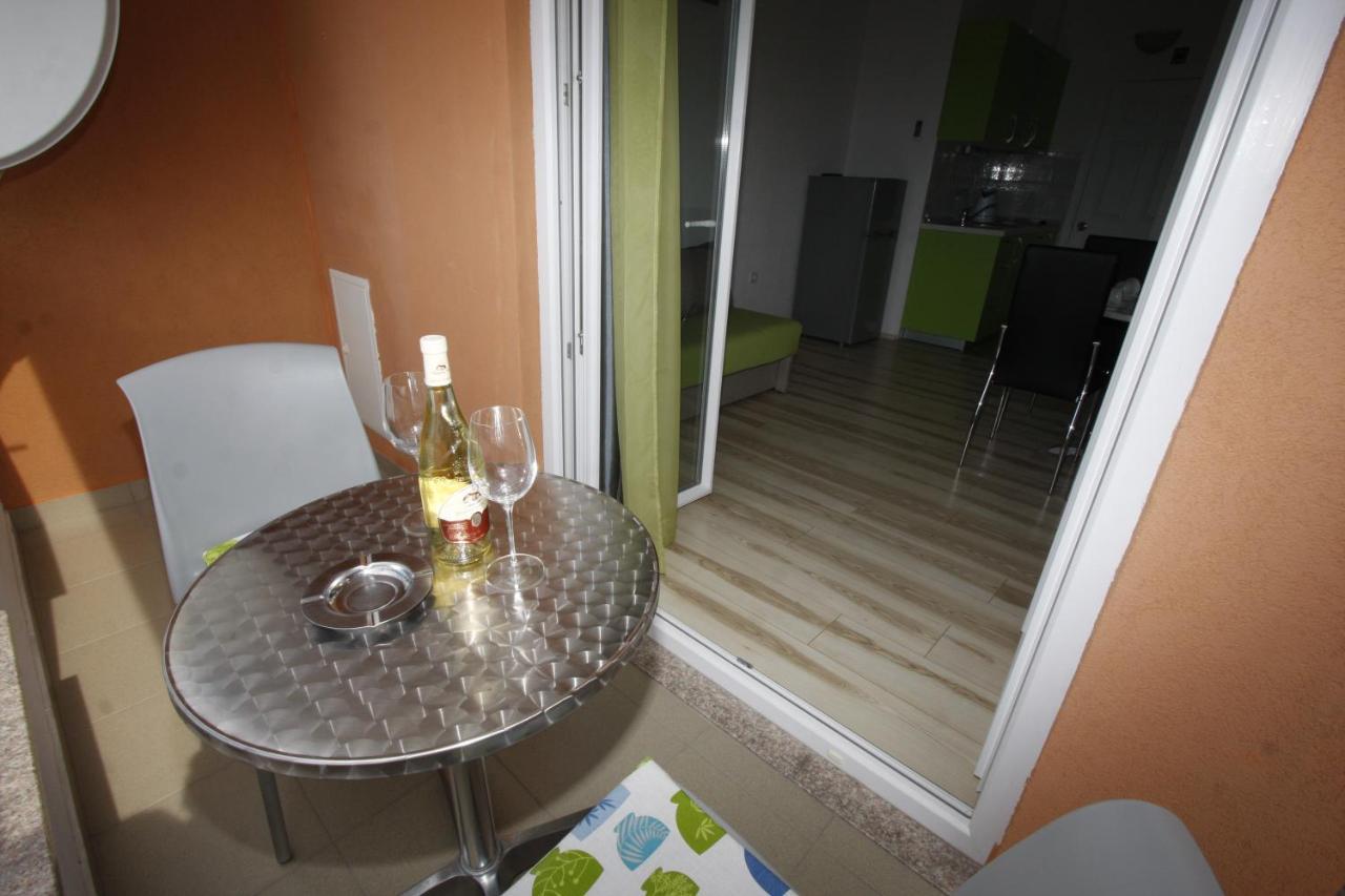 Apartments Turic Tučepi Exteriör bild