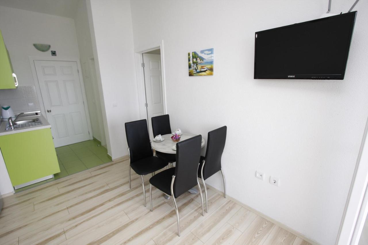 Apartments Turic Tučepi Exteriör bild