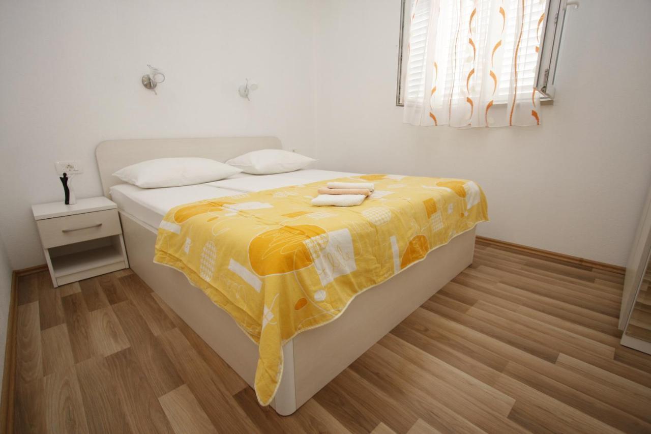 Apartments Turic Tučepi Exteriör bild
